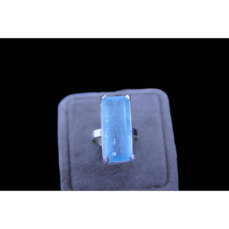 AQUAMARINE NATURAL STONE DESIGN SILVER RING